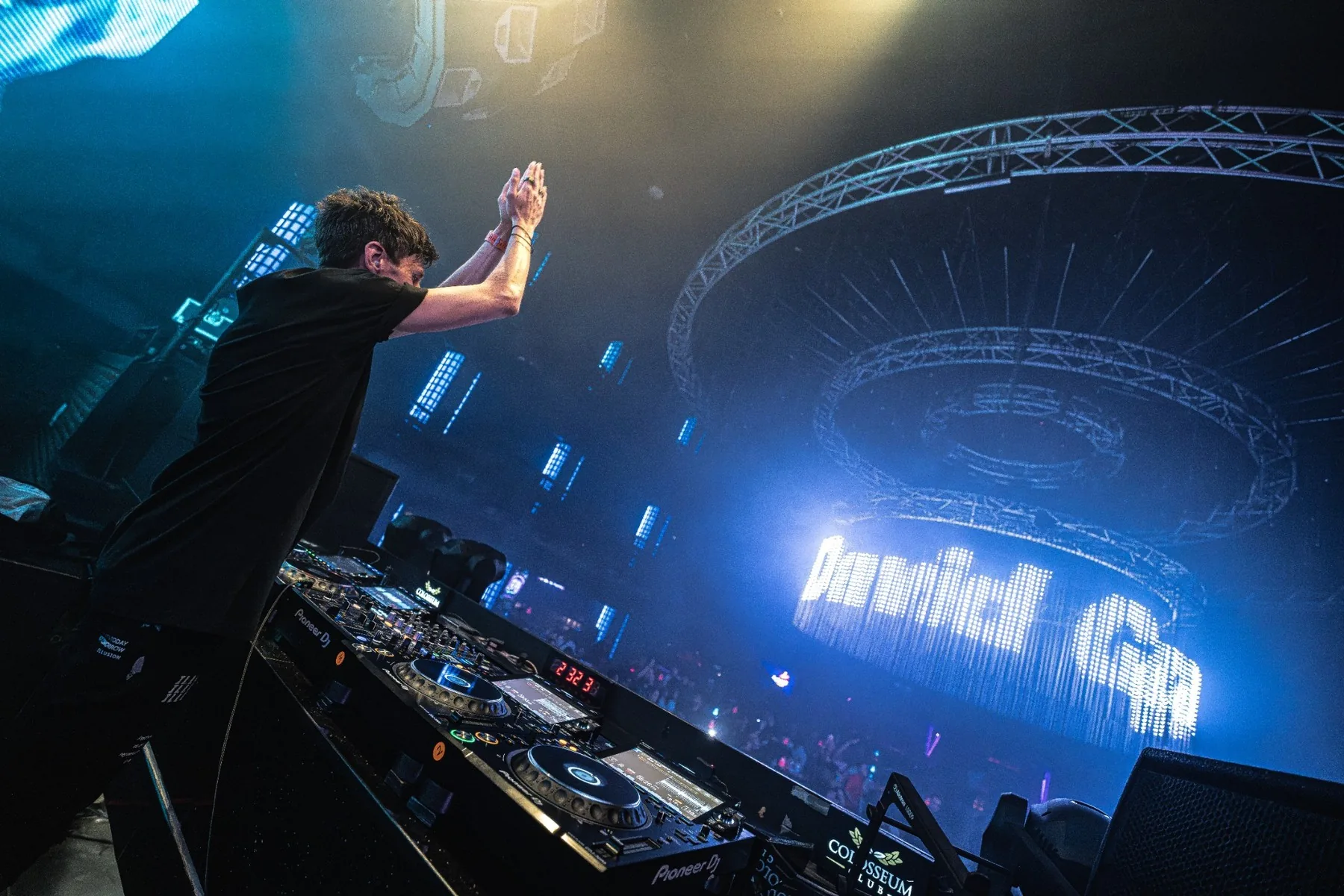 David Gravell live